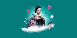 မိုဘိုင်းအက်ပ်မှ Slots ကစားနေသော မြန်မာ ကစားသမား